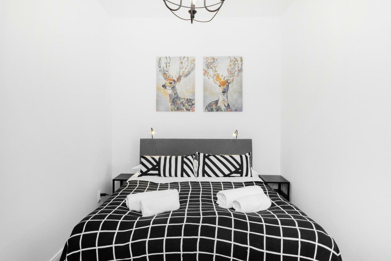 Apartment First By Renters Warschau