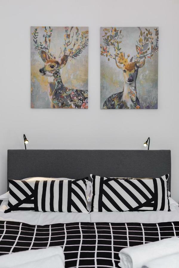 First By Renters Butas *